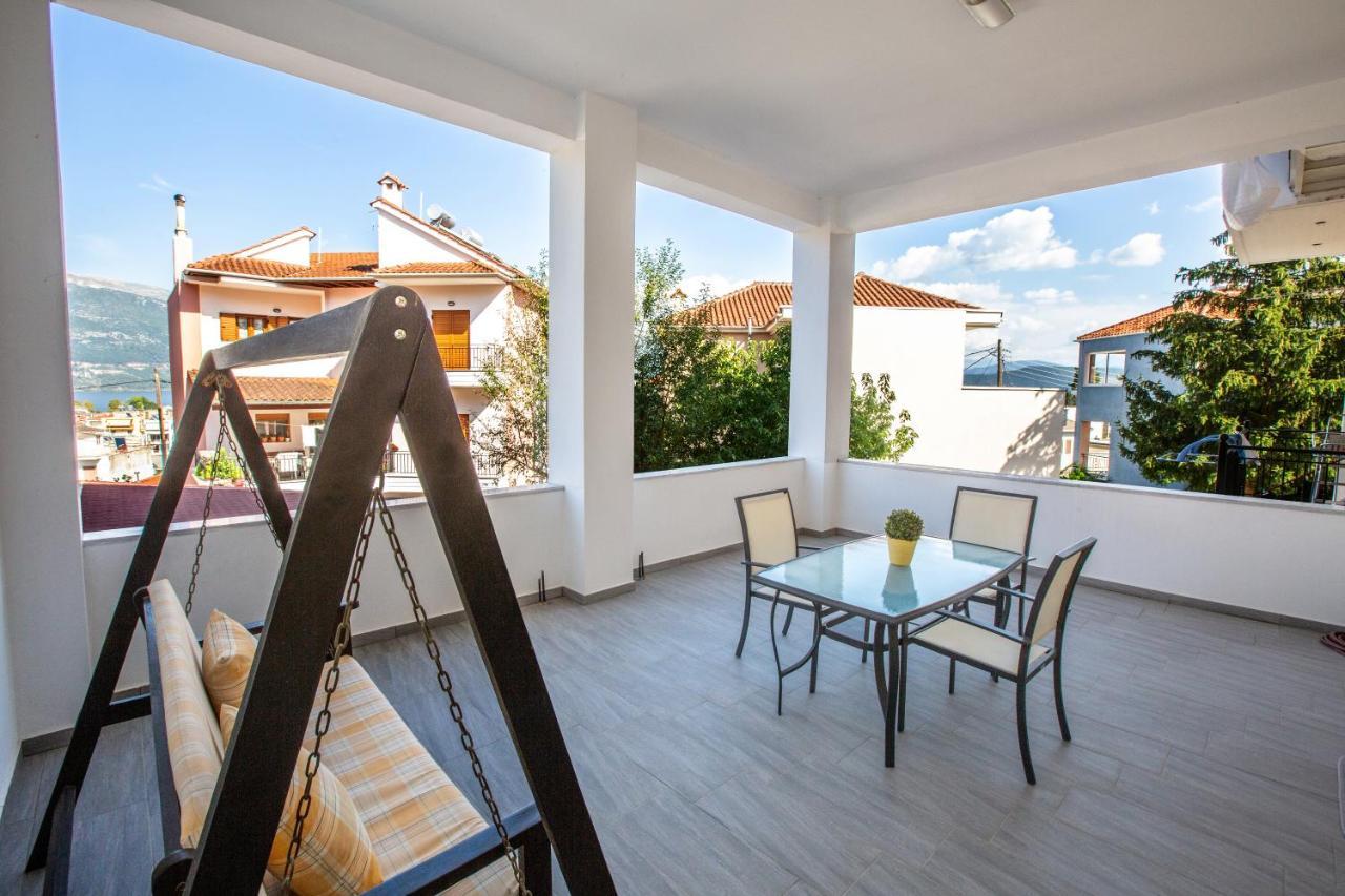 Modern Lake View Apartment Ioannina Exterior photo
